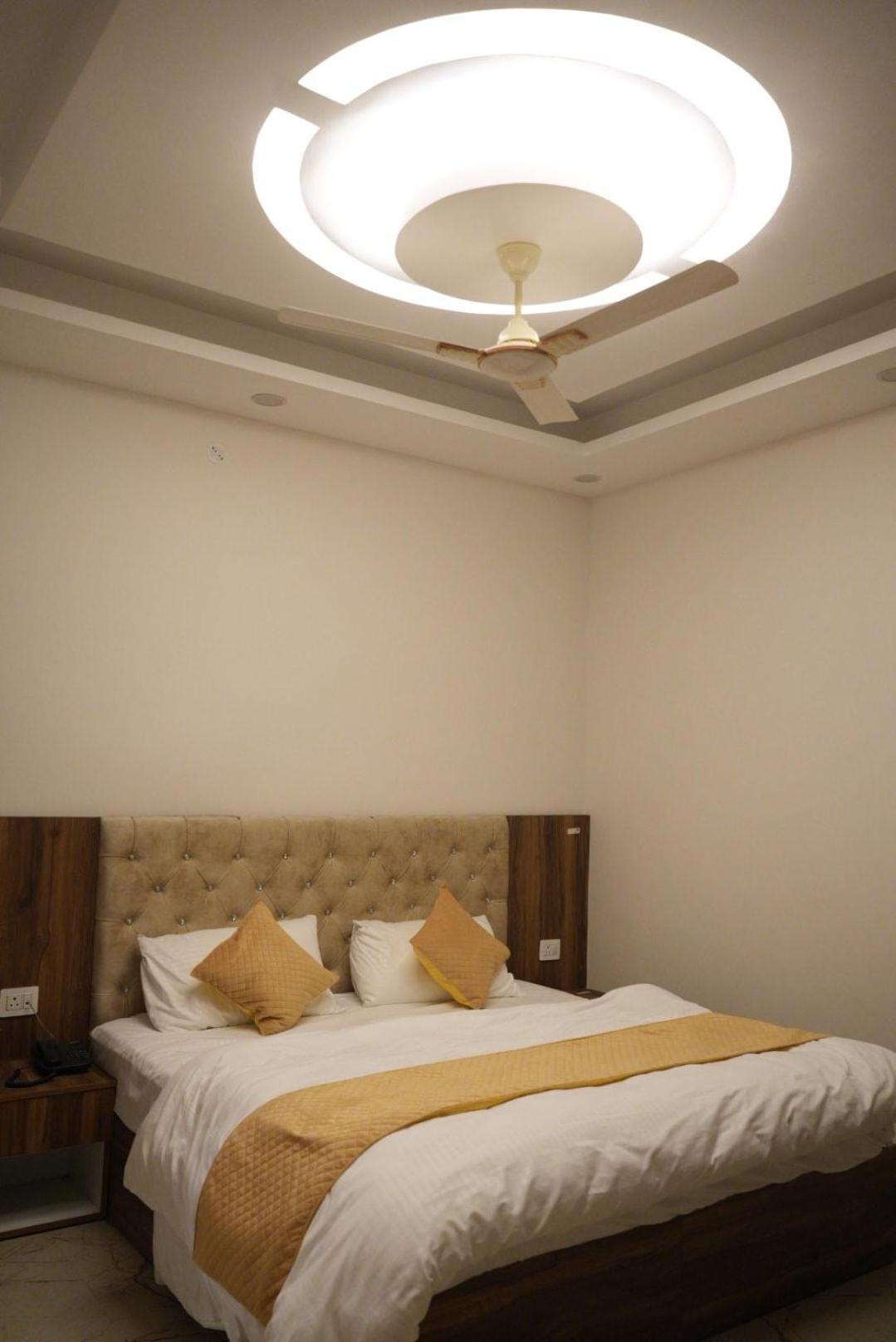 Hotel Harry Rishīkesh Екстериор снимка